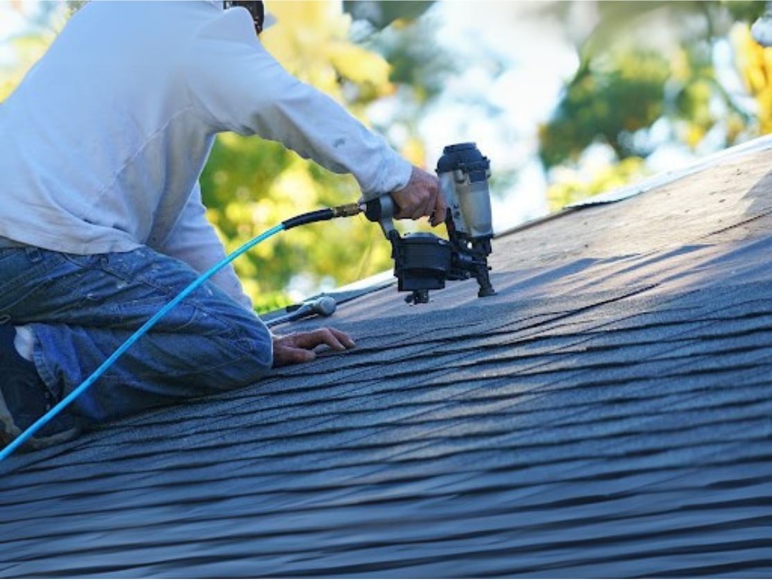 The Common Issues Faced by Roll Forming (Roofing Sheet) Manufacturing Companies and How Mahawar Group Provides the Best Roofing Solutions